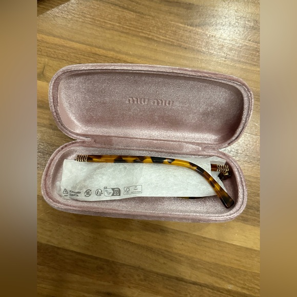 Miu Miu brown light Havana round tortoise sunglasses. - Picture 2 of 6